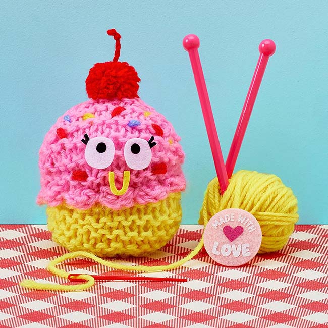 Snack Knit Kit - Cupcake