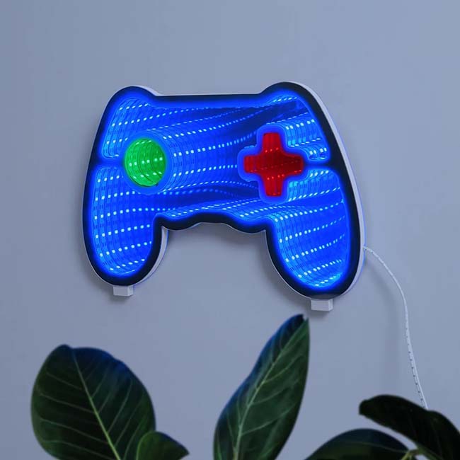 Infinity Mirror Gamer
