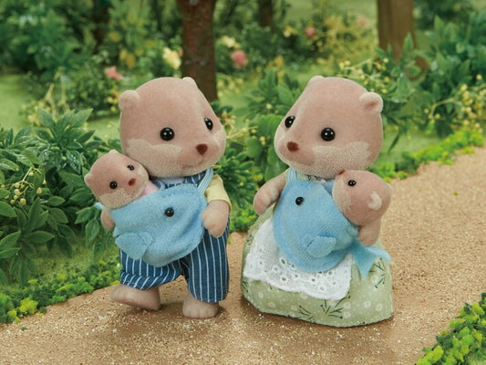 Splashy Otter Family-1