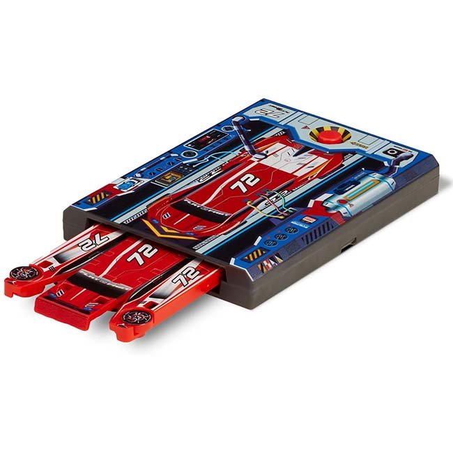 Flat 2 Fast Stunt Card Racers