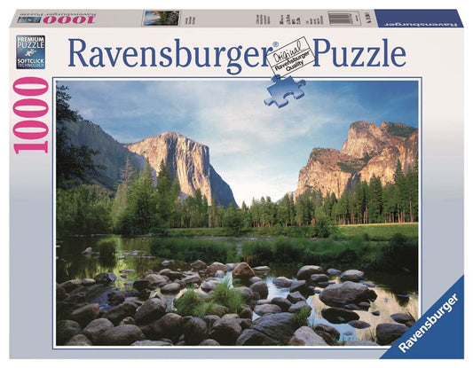 Yosemite Valley 1000p-1