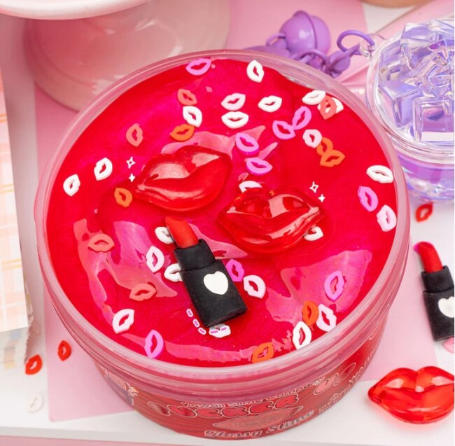 Pucker Up Glossy Slime-2